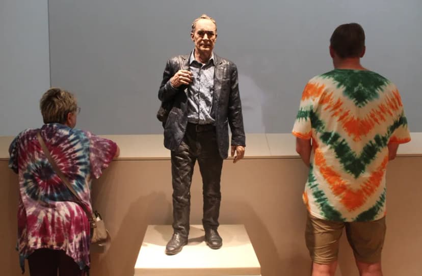 Tim Berners-Lee portrait by Sean Henry at the National Portrait Gallery.